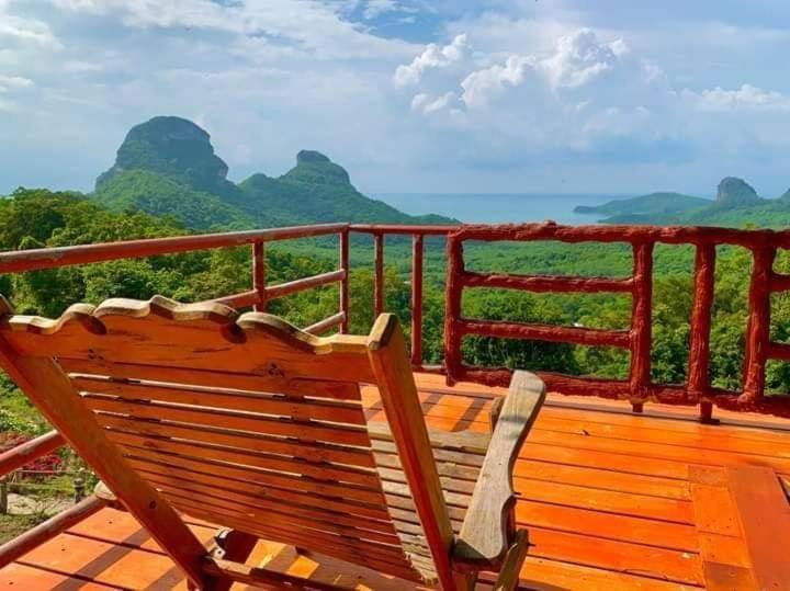 Koh Phaluay Eco Resort Surat Thani Zewnętrze zdjęcie